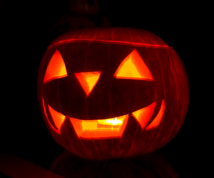 @Wikipedia – Artikel: Halloween